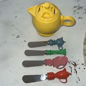 RARE Fiestaware Fiesta Teapot Cheese Spreader set of 4 - collectible